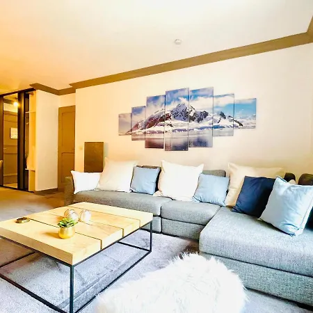 Arc 1950 Appt 6/8 Pers Luxe Manoir Savoie - In Out Apartment *